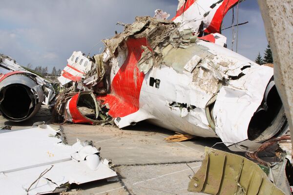 Tu-154 jet carrying President Lech Kaczynski and a host of other top officials crashed in 2010 - Sputnik International