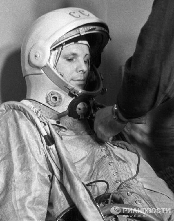 April 12, 1961: A day in photos  - Sputnik International