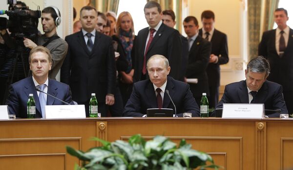 Vladimir Putin visits Kiev - Sputnik International