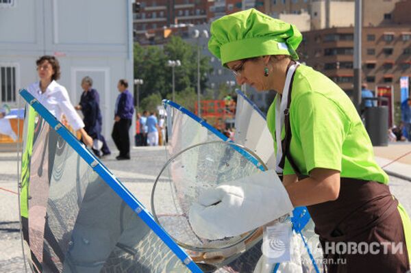 Environmentally friendly solar cooker for tasty food - Sputnik International
