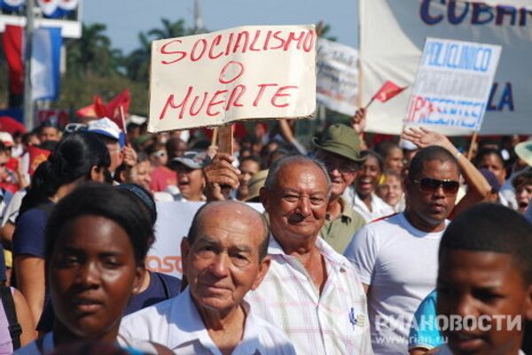 Havana hosts first military parade in five years  - Sputnik International