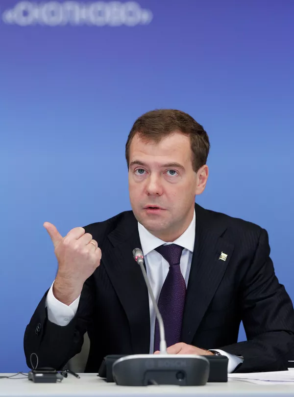 Dmitry Medvedev - Sputnik International