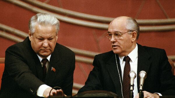 U.S.S.R. President Mikhail Gorbachev (right) and Chairman of the R.S.F.S.R. Supreme Council Boris Yeltsin (left) - Sputnik International