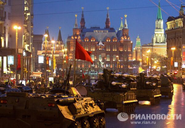 Night rehearsal for Victory Day Parade  - Sputnik International