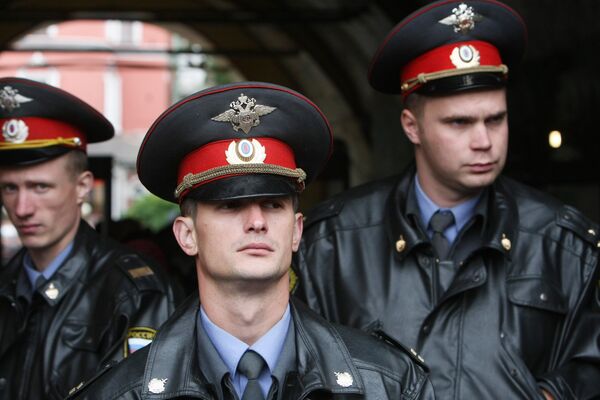 Russian police to explain how to avoid 'victim behavior' - Sputnik International