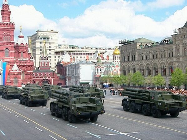 Russia displays military might at Victory Day parade - Sputnik International