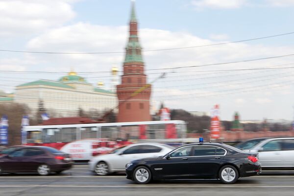Navalny Bill to Ban Officials Luxury Cars Gets Online Support - Sputnik International
