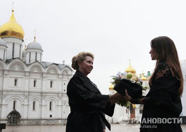 Svetlana Medvedev meets with Mehriban Aliyeva - Sputnik International