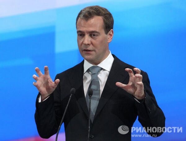 Dmitry Medvedev’s emotions at the president’s biggest ever news conference  - Sputnik International