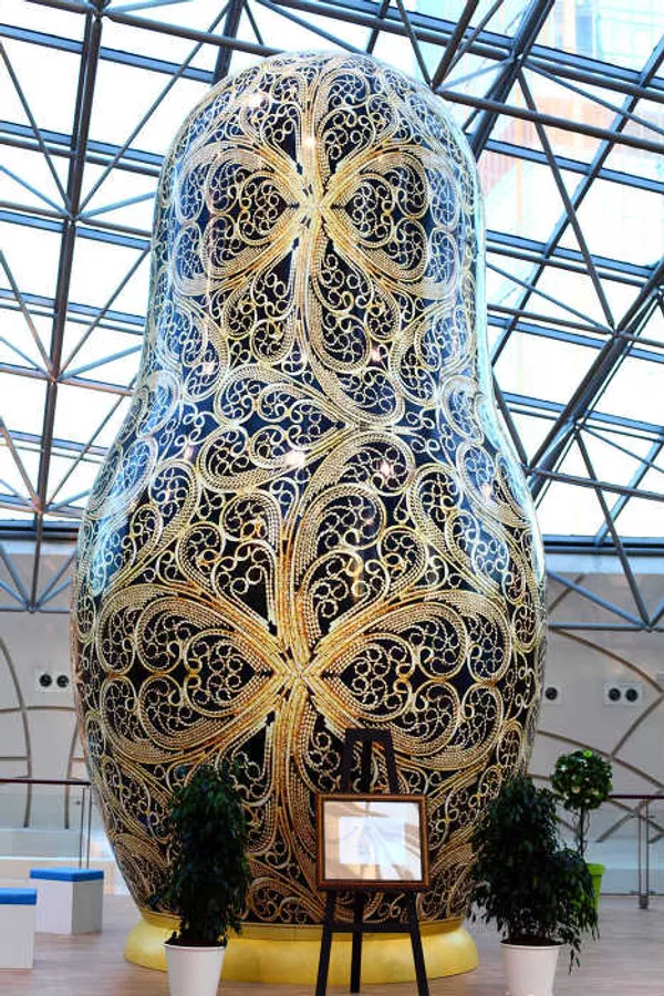 Giant Matryoshka dolls on show in Moscow Giant Matryoshka dolls on show in Moscow - Sputnik International