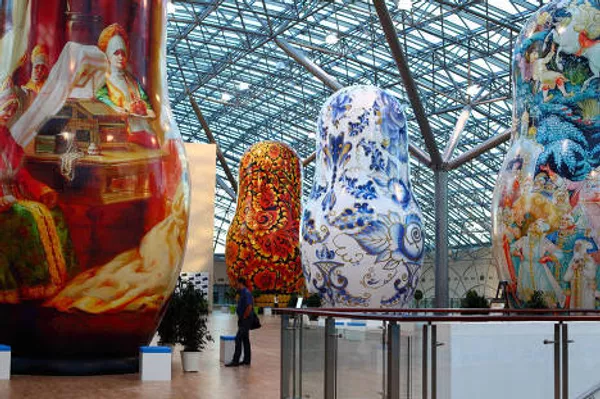 Giant Matryoshka dolls on show in Moscow Giant Matryoshka dolls on show in Moscow - Sputnik International