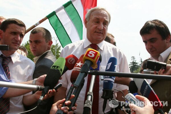 Abkhaz President Sergei Bagapsh and key points of Abkhazia's modern history - Sputnik International