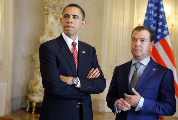 Dmitry Medvedev and Barack Obama - Sputnik International