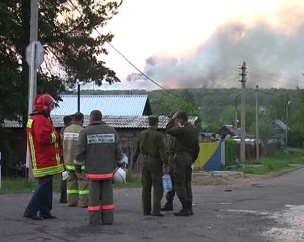 Fire and explosion  at arms depot in Republic of Udmurtia - Sputnik International