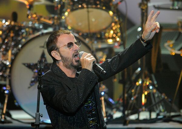 Legendary Beatles drummer Ringo Starr performs in Moscow - Sputnik International