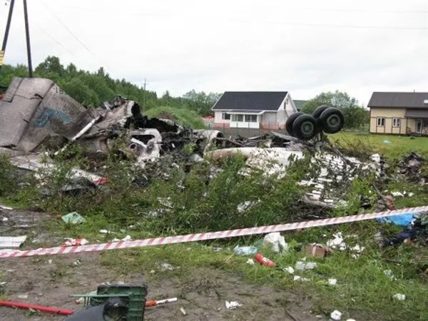 Passenger plane crashes near the city of Petrozavodsk Passenger plane crashes near the city of Petrozavodsk - Sputnik International