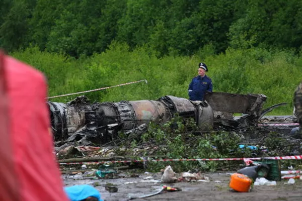 Passenger plane crashes near the city of Petrozavodsk Passenger plane crashes near the city of Petrozavodsk - Sputnik International