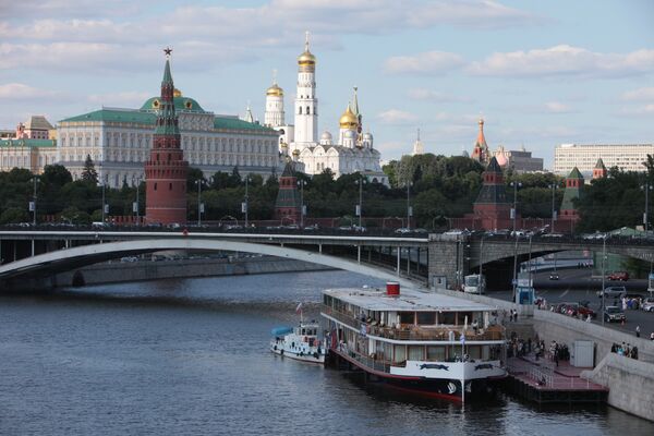 Moscow plans floating hotels to meet room shortages - Sputnik International