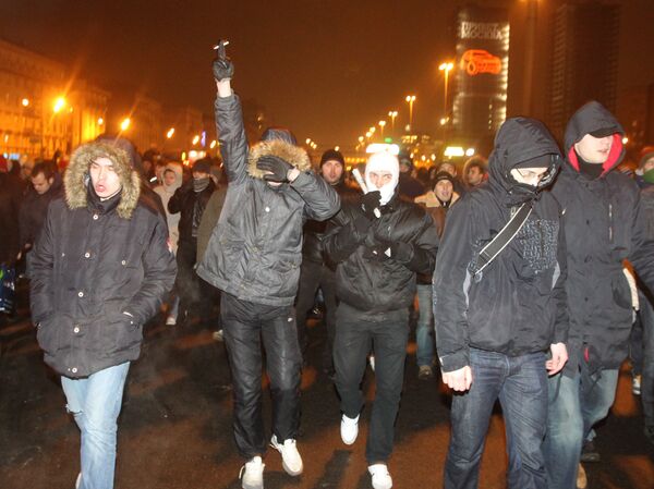 Extremist youth groups may attempt to exploit Russia’s upcoming parliamentary election campaign, Interior Minister Rashid Nurgaliyev warned on Thursday. - Sputnik International