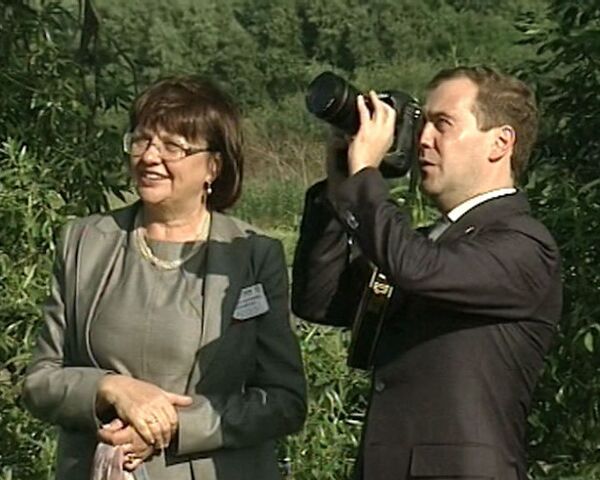 President Medvedev photographs one of the most beautiful churches in  Russia - Sputnik International