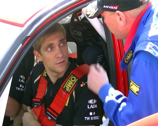 Russia’s first F1 racer tests LADA Granta Sport - Sputnik International