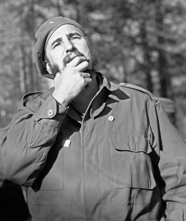 Фидель Кастро - Sputnik International