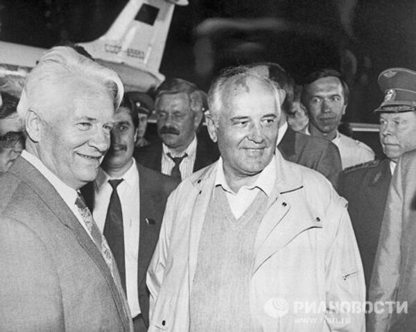 August 1991: Attempted putsch - Sputnik International