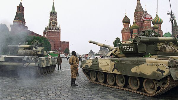 Tanks in the Red Square during the coup attempt on August 19, 1991 - Sputnik International
