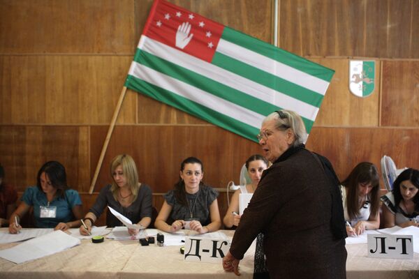 Abkhazia goes to polls to elect new president - Sputnik International