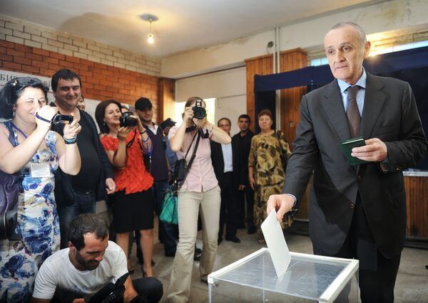 Alexander Ankvab at the elections - Sputnik International