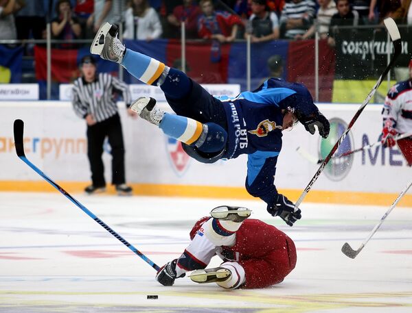 KHL: League to start no earlier than Monday - Sputnik International