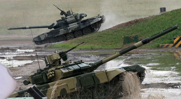 T-90 during a military exercise - Sputnik International