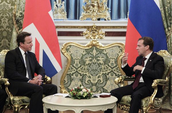 David Cameron and Dmitry Medvedev - Sputnik International