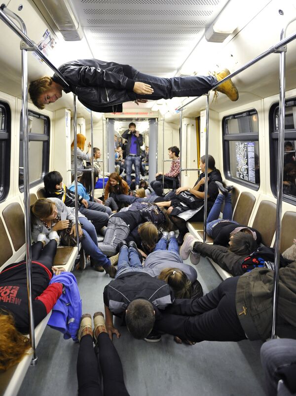 Planking Flash mob in Moscow  - Sputnik International