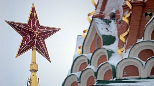 The star on the Spasskaya Tower of the Moscow Kremlin - Sputnik International