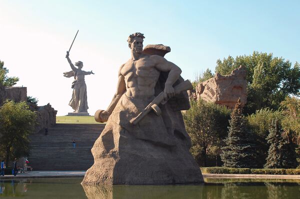The Mamayev Kurgan memorial in Volgograd - Sputnik International