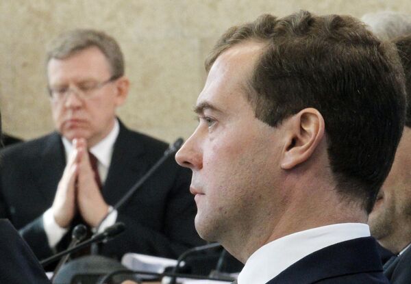 Russian President Dmitry Medvedev and Finance Minister Alexei Kudrin - Sputnik International