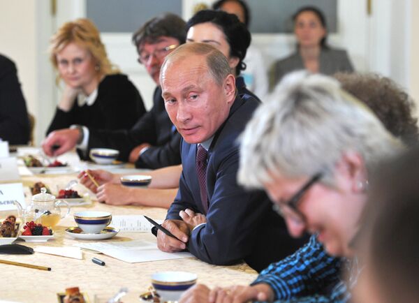 Vladimir Putin and Tatiana Ustinova - Sputnik International