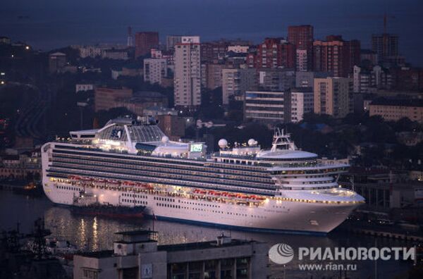 Luxury cruise liner Diamond Princess in Vladivostok - Sputnik International