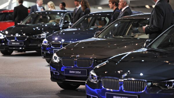 Концерн BMW представил новое поколение седана 3-й серии - Sputnik International