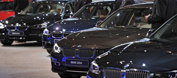 Концерн BMW представил новое поколение седана 3-й серии - Sputnik International