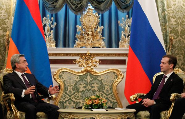 Serzh Sargsyan and  Dmitry Medvedev - Sputnik International