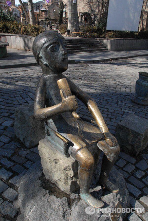 Georgia: amazing and amusing monuments - Sputnik International
