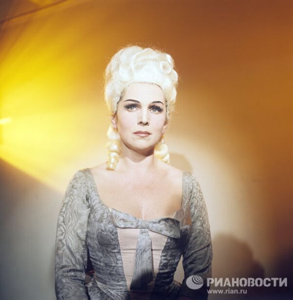 Russian Opera Diva Vishnevskaya Dies  - Sputnik International