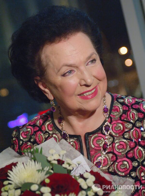Russian Opera Diva Vishnevskaya Dies  - Sputnik International
