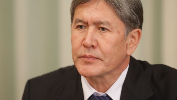 Kyrgyz President Almazbek Atambayev described Russia as a key strategic partner but claimed that Moscow had not paid rent for military installations on the country's territory for the past four years. - Sputnik International