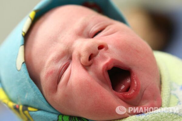 Pyotr A. Nikolayev, the seven-billionth person in the world - Sputnik International