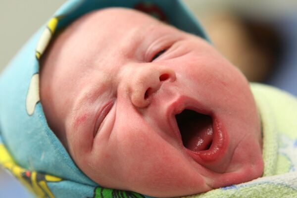 Pyotr A. Nikolayev, the seven-billionth person in the world - Sputnik International