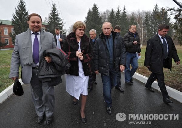 Vladimir Putin pays a working visit to Belgorod Region - Sputnik International