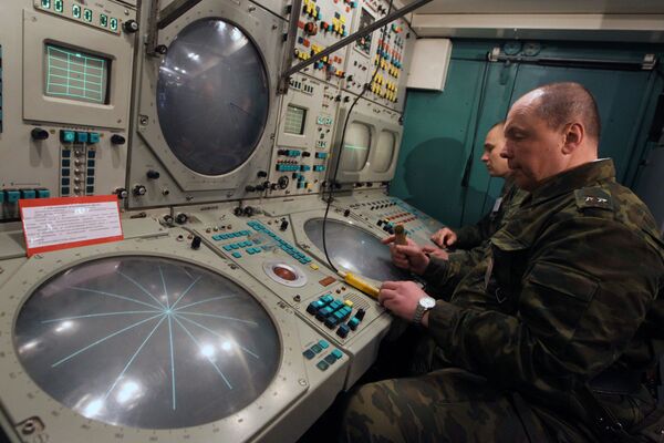 Russia placed its new Voronezh-M long-range missile warning radar on duty in the Irkutsk region of Siberia - Sputnik International
